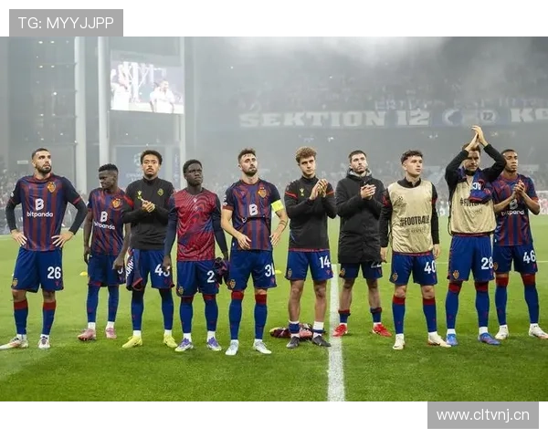 9次，亚马尔是首发出战欧冠次数最多的18岁以下球员